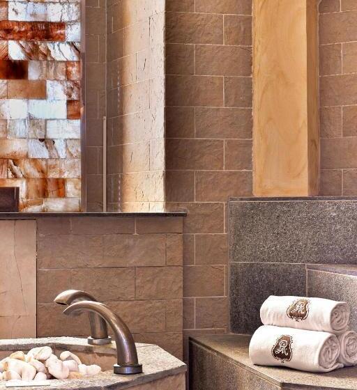 The St. Regis Mardavall Mallorca Resort