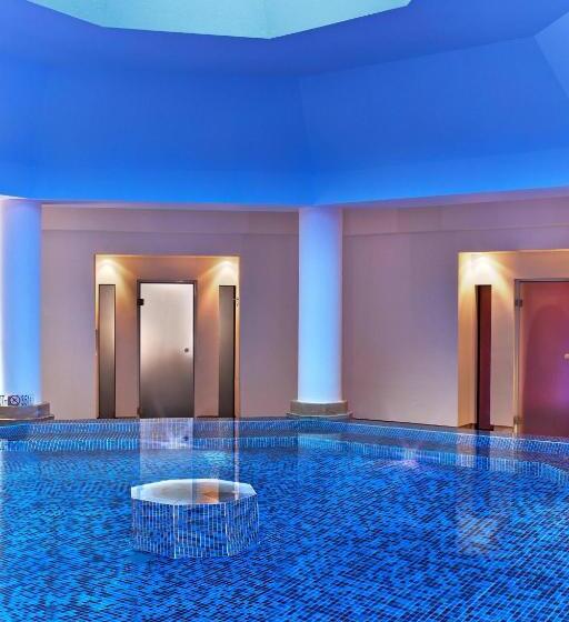 The St. Regis Mardavall Mallorca Resort