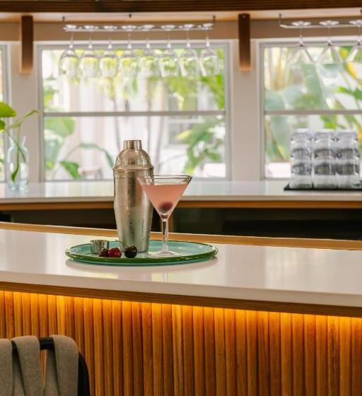 בית מלון כפרי Sonder The Deco