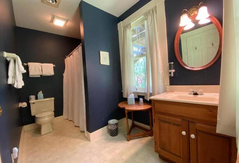 تختخواب و صبحانه The Wilmington Inn