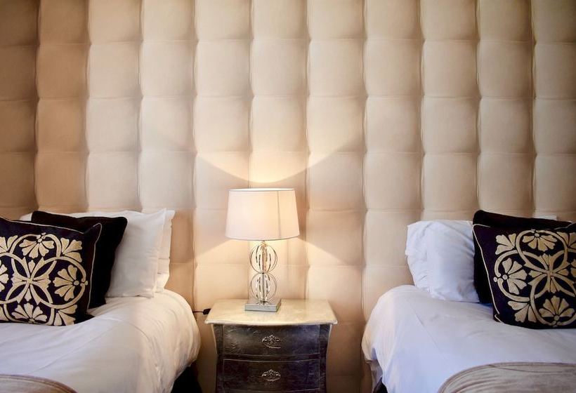 Spacious And Modern Townhouse In Central Brighton