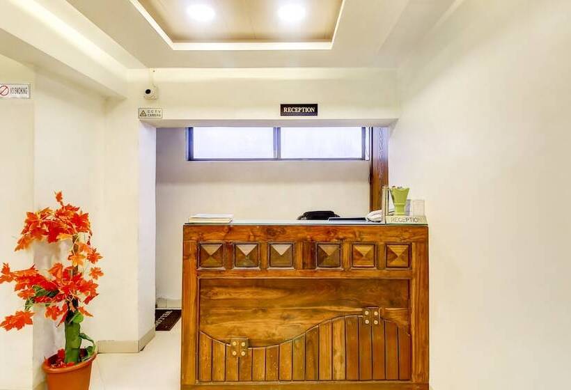 Itsy Hotels The New Hill Retreat, Near By Local Bus Station