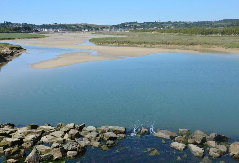 Отель Les Chambres Des Gites Des Isles