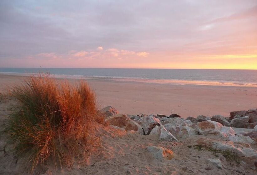 Отель Les Chambres Des Gites Des Isles