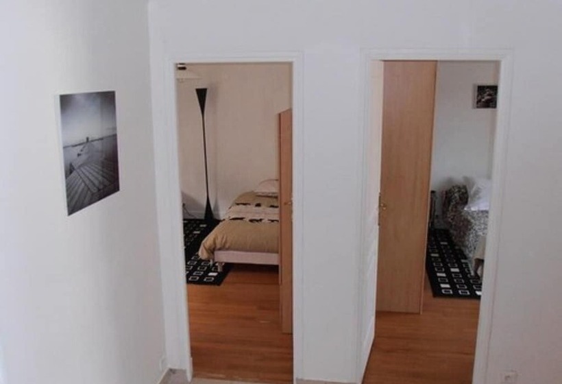 Отель Les Chambres Des Gites Des Isles