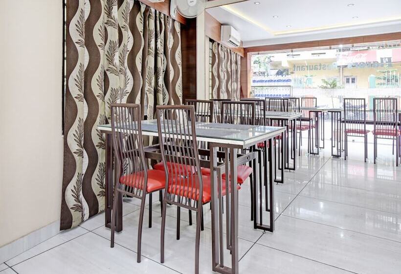 هتل Treebo Trip Sathi Residency