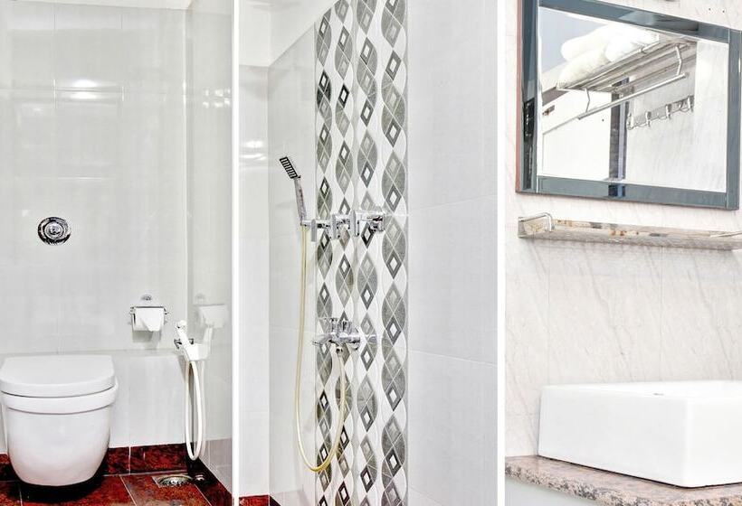 هتل Treebo Trip Sathi Residency