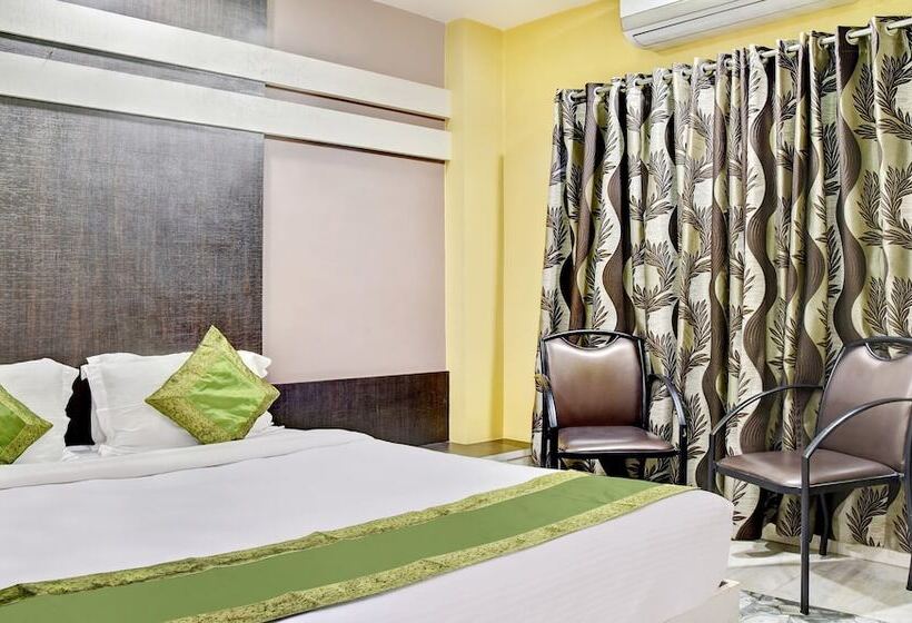 هتل Treebo Trip Sathi Residency