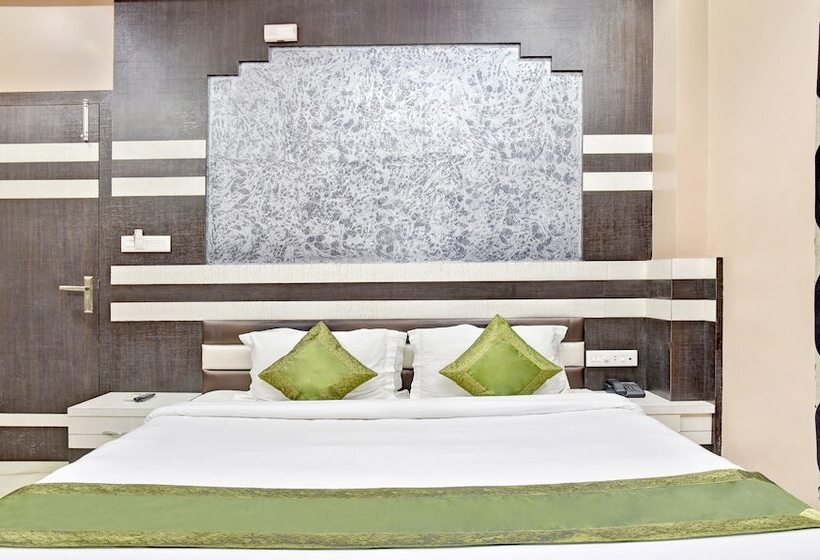 هتل Treebo Trip Sathi Residency