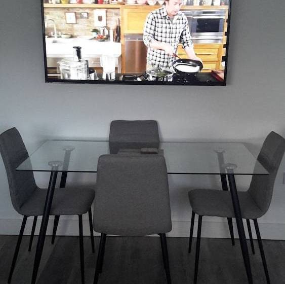 No. 4 Beach Cottages