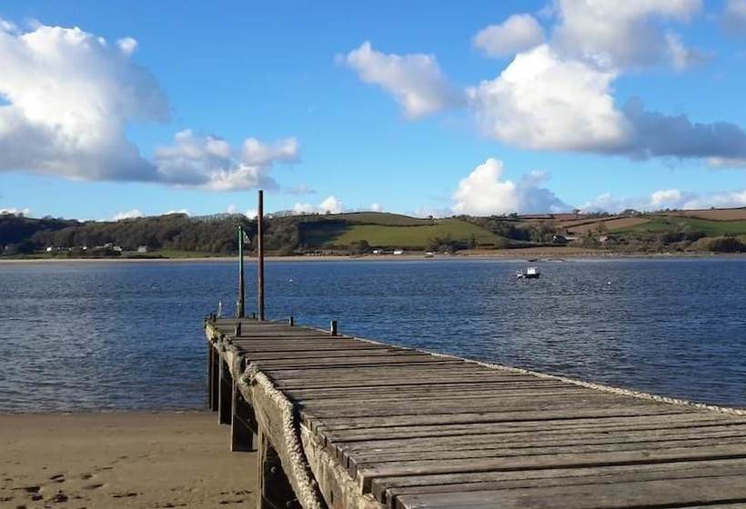 No. 4 Beach Cottages