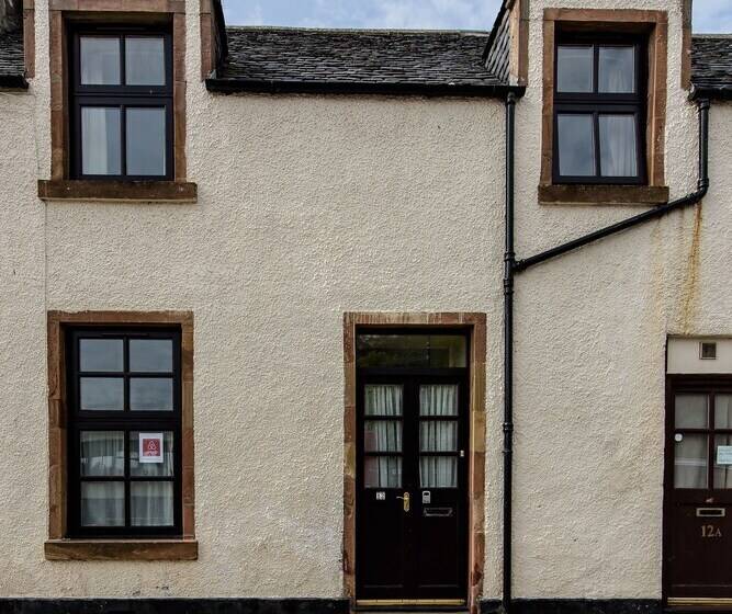 Пансион Balconie House