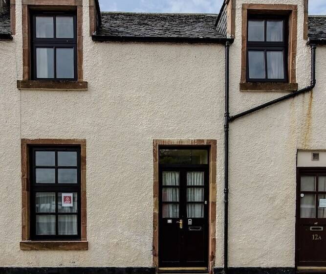 Пансион Balconie House