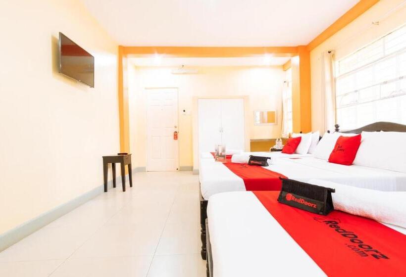 پانسیون Reddoorz Premium @ Gabinete Road Palawan