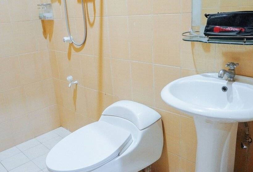 پانسیون Reddoorz Premium @ Gabinete Road Palawan