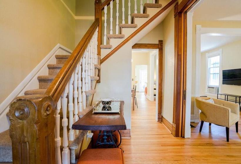 The Highlands House Walk Everywhere In Lohi