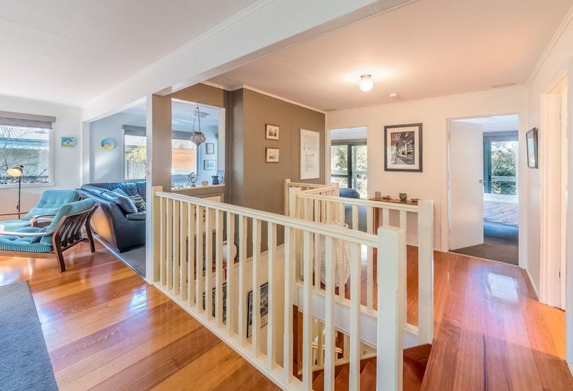 Woodingdean  Pet Friendly