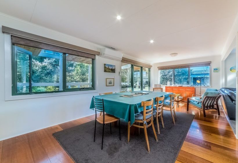 Woodingdean  Pet Friendly