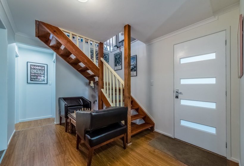 Woodingdean  Pet Friendly