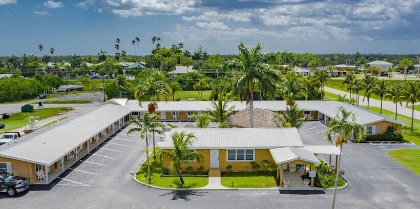 Everglades City Motel
