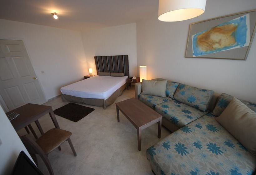 Отель Menada Sozopol Apartments