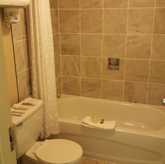 فندق Peace Valley Inns