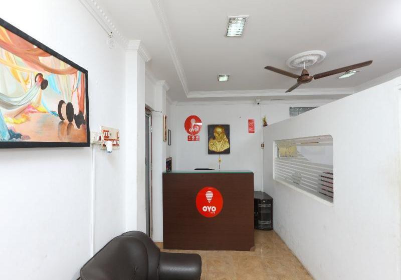 בית מלון כפרי Royal Mass Club By Oyo Rooms