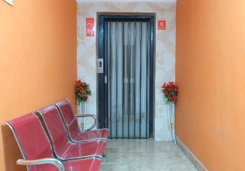 בית מלון כפרי Royal Mass Club By Oyo Rooms