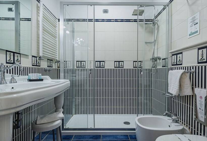 هتل Salice Resort