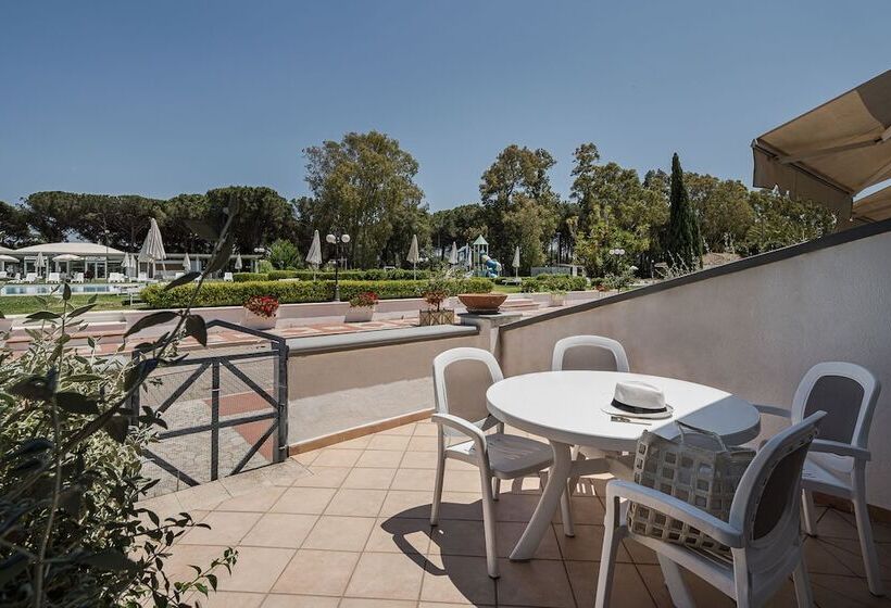 هتل Salice Resort