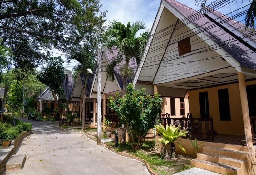 Hotel Tompizza Resort