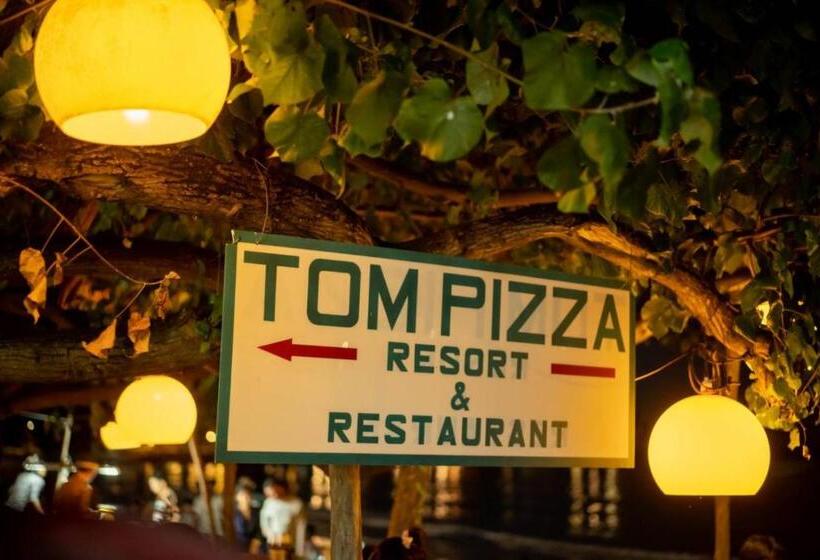 فندق Tompizza Resort
