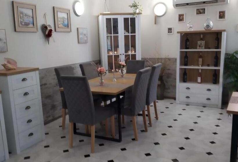 호텔 Victoria Family