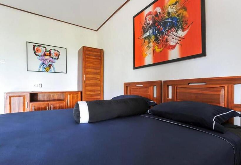 הוסטל L Orange Budget