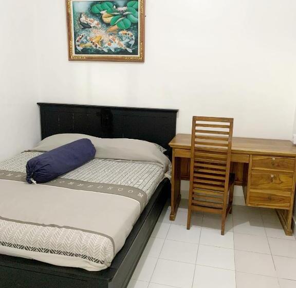 הוסטל L Orange Budget