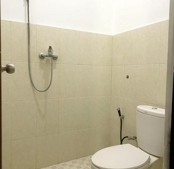 הוסטל L Orange Budget