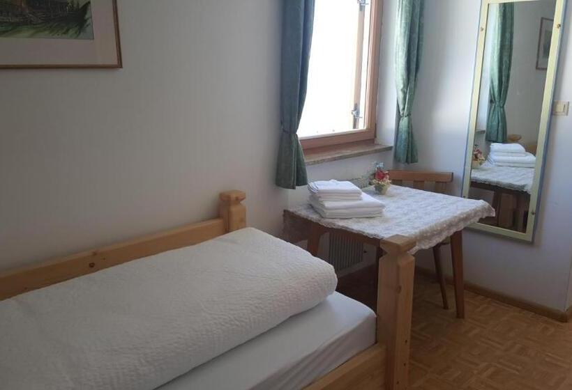 הוסטל Panorama Restaurant Sterzingerhaus 1.930m