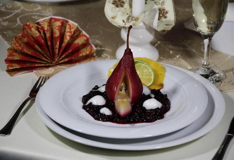 Astoria Hotel & Restaurant