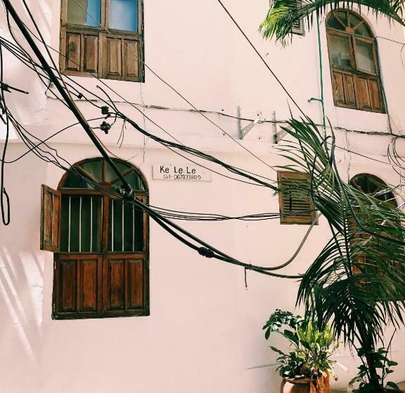 مبيت وإفطار Kelele Square