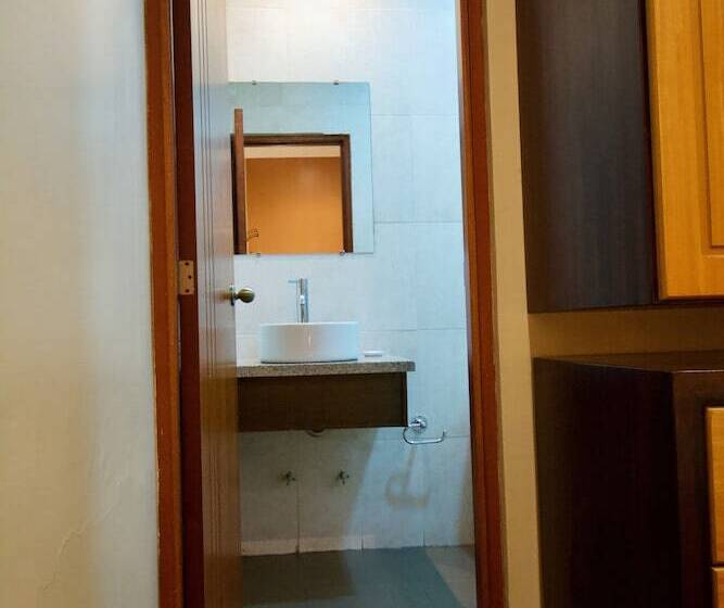 צימר Pepe S House Cuenca I Hotel & Boutique Hostel