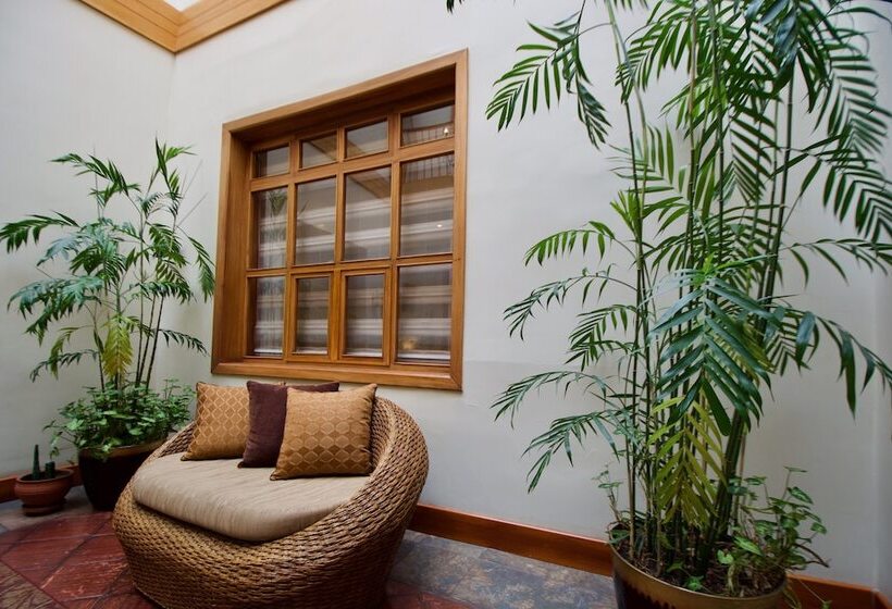 צימר Pepe S House Cuenca I Hotel & Boutique Hostel