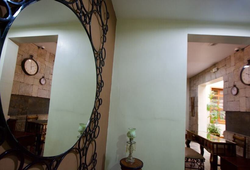 צימר Pepe S House Cuenca I Hotel & Boutique Hostel