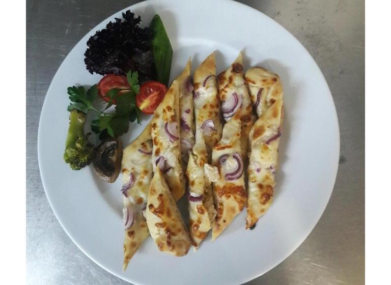 Central Park Otel   Adult Only