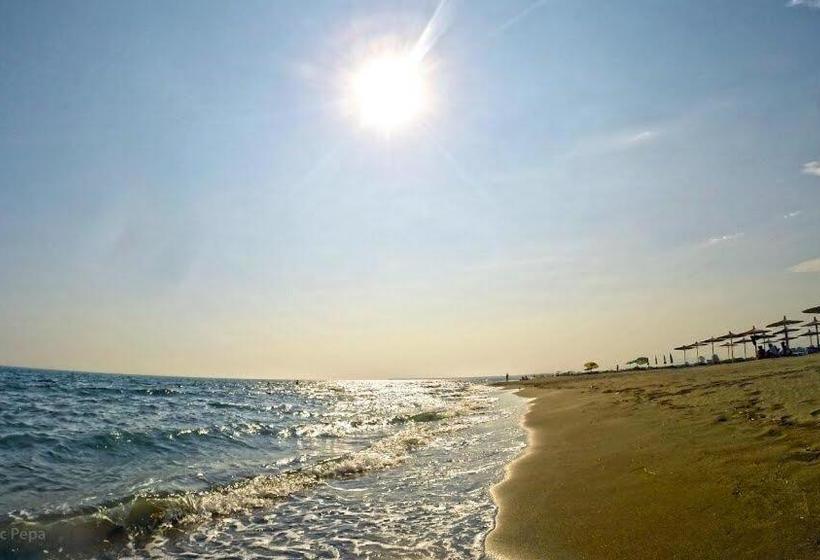 호텔 As Baks Rrjoll