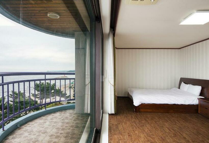 Benikea Hotel Mountain & Ocean Sokcho