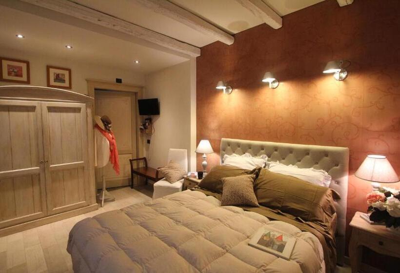 هتل Eremo Delle Fate