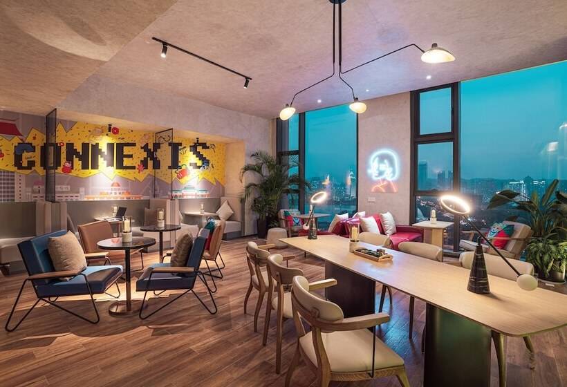 هتل Hilton Garden Inn Xiamen Bailuzhou Park