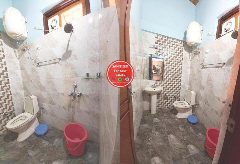 Sapphire Inn Bhimtal, Kaichi Dham   Parking Facilities   Best Luxury Hotel In Nainital