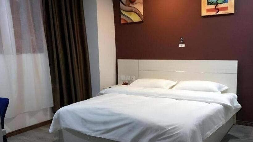 Junyi Hotel Jiangxi Xinyu Baoshi Park