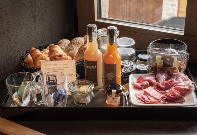 酒店 Le Domaine Des Prés Verts Suites & Chambres Avec Jacuzzi Privatif à Châteauneuf